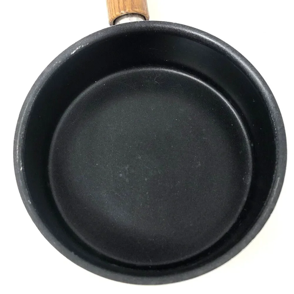 Mirro Sauce Pans 2 Qt & 1 Qt  VTG USA Non-Stick Aluminum Wooden Handle w/ Lids